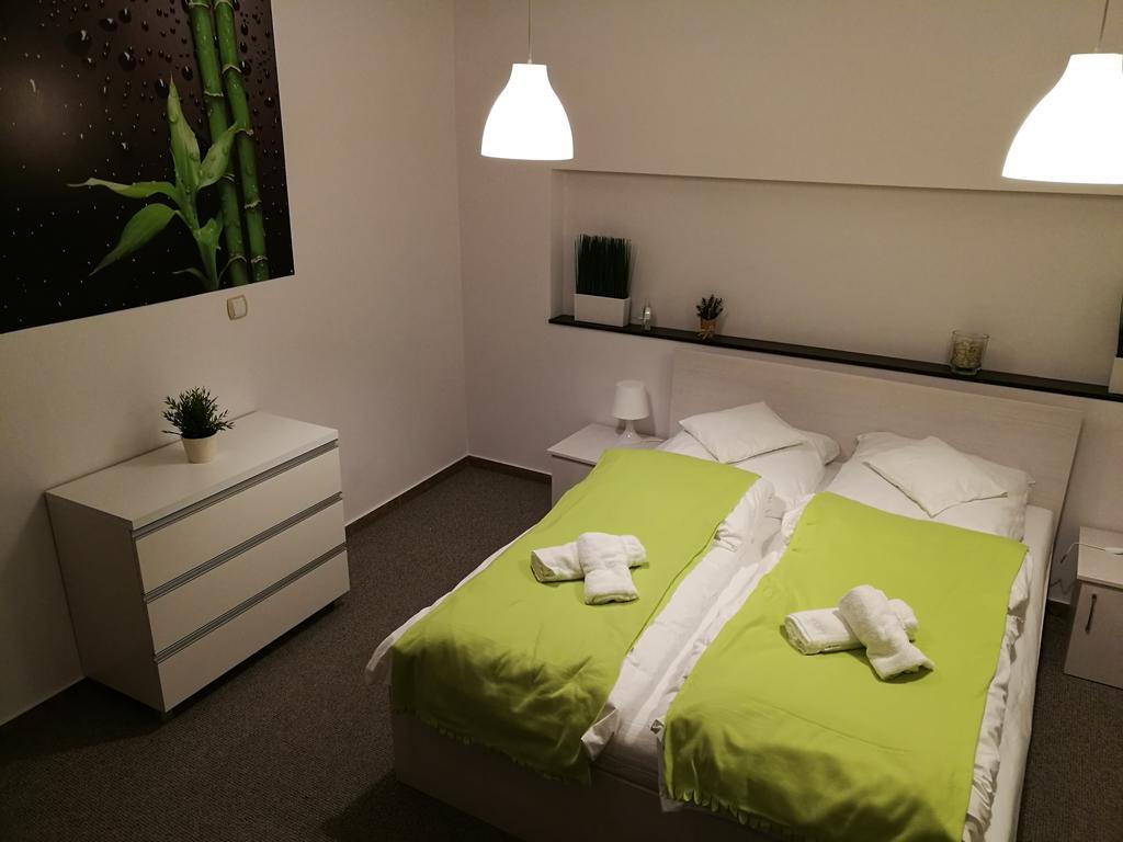 Апартаменты Apartament Na Rozance Вроцлав Экстерьер фото