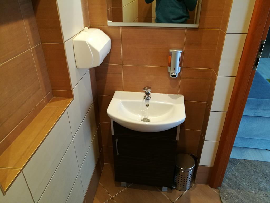 Апартаменты Apartament Na Rozance Вроцлав Экстерьер фото