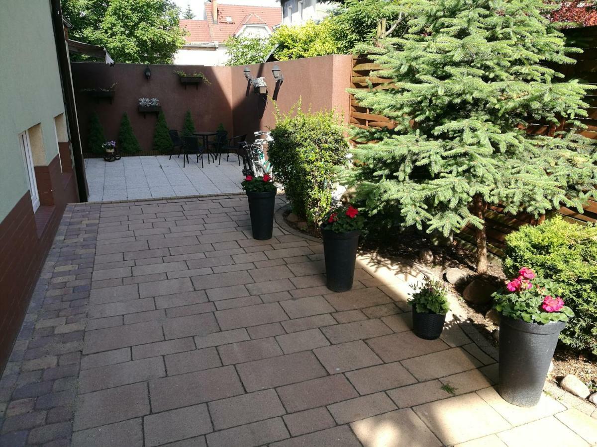 Апартаменты Apartament Na Rozance Вроцлав Экстерьер фото